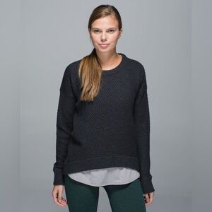 Lululemon Yogi Crew Sweater Heathered Black  Size Small Activewear Casual Knit